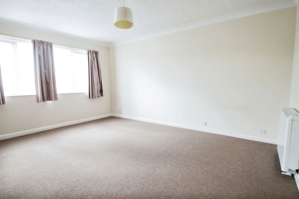 Property photo 2 of 4 0c501119-2