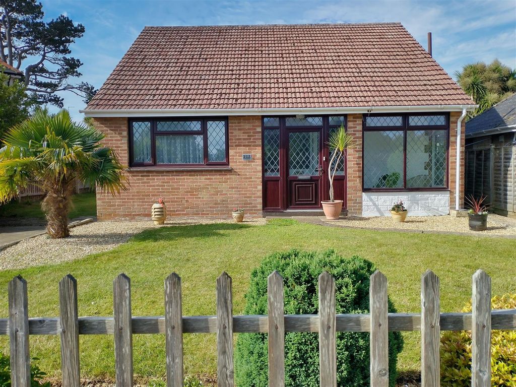 Property photo 1 of 19 Front