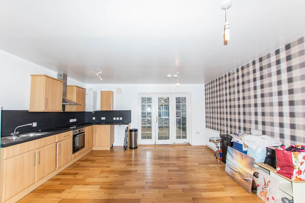 Property photo 3 of 9 Not Specified