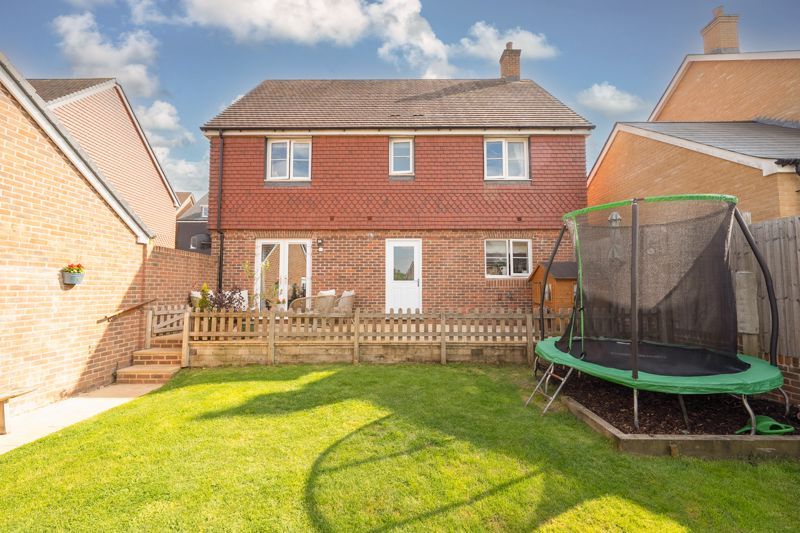 Property photo 1 of 17 Photo 17