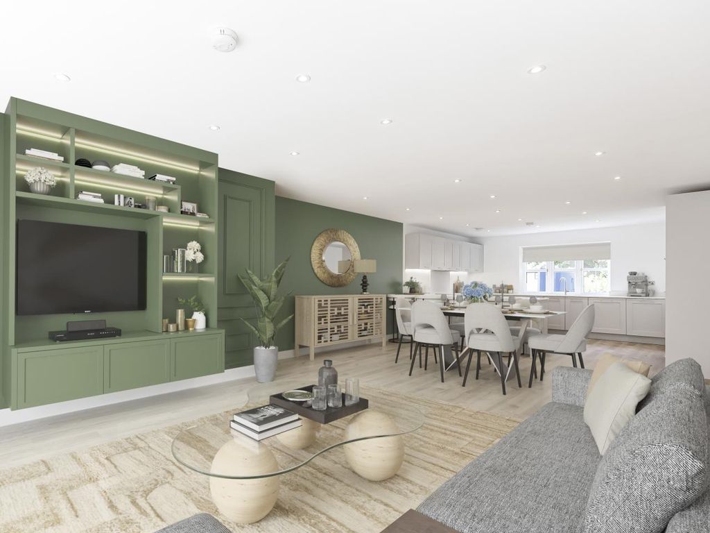 Property photo 2 of 11 Elgrove Gardens, Living Space