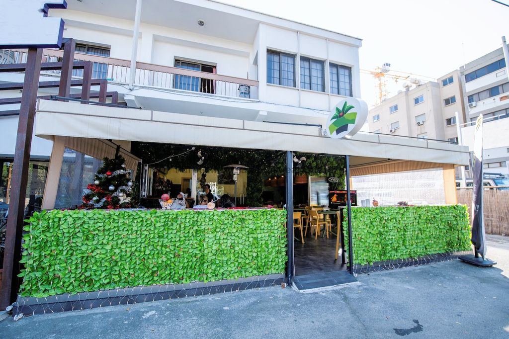 Property photo 2 of 24