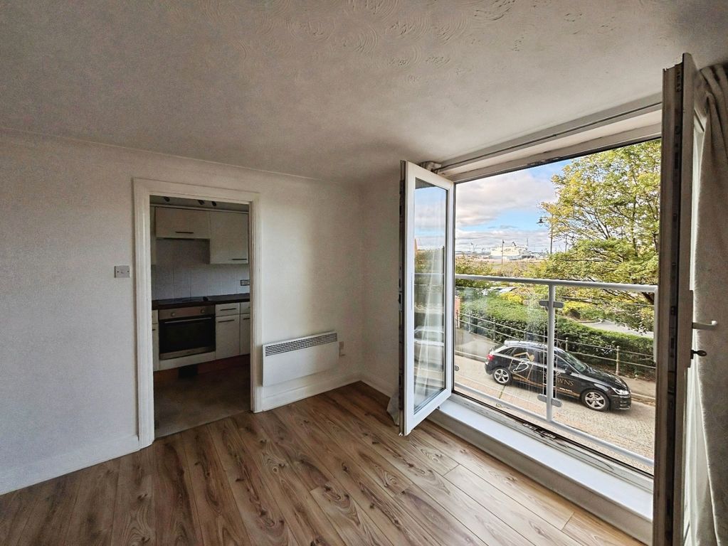 Property photo 1 of 20 4592280