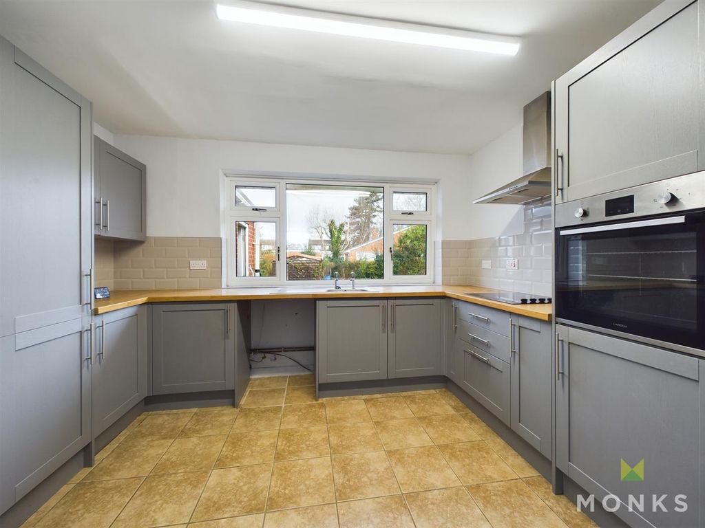 Property photo 2 of 7 Cam01348G0-Pr0540-Still002.Jpg