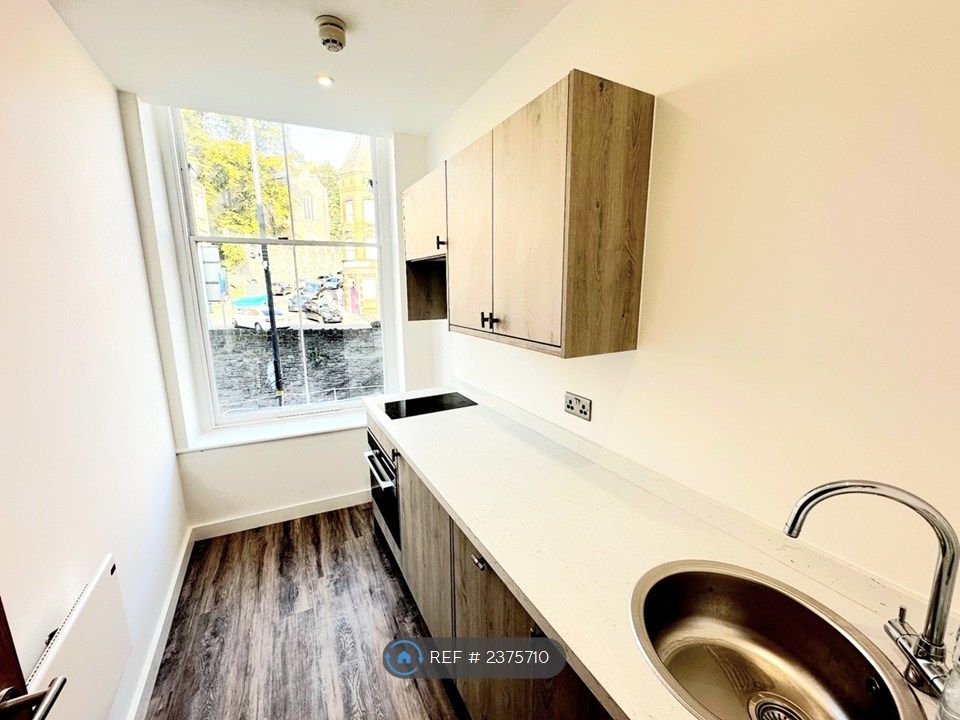 Property photo 2 of 4