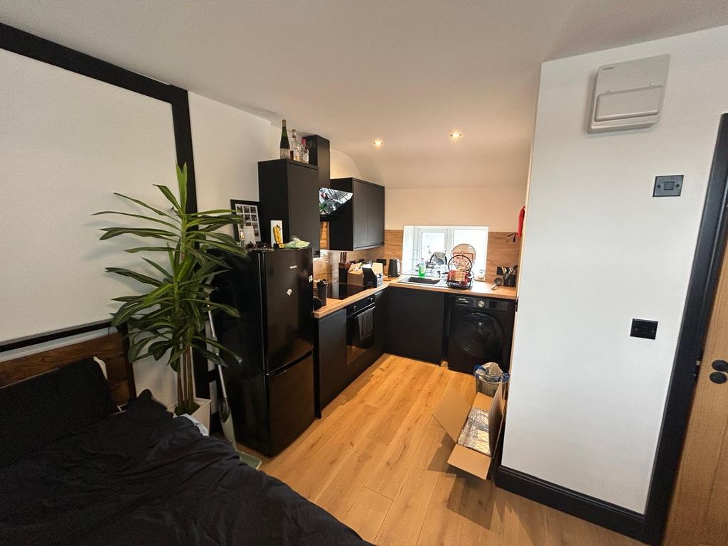 Additional image 45 of 21 bed flat for saleBroad Green, Wellingborough, Northamptonshire NN8