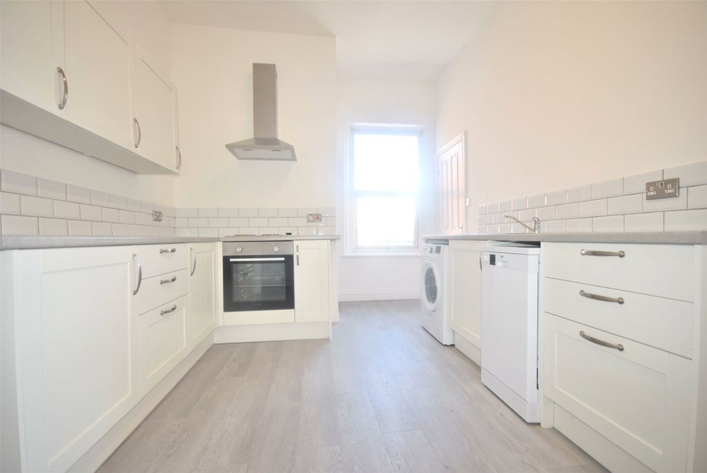 Property photo 1 of 6 Kitchen