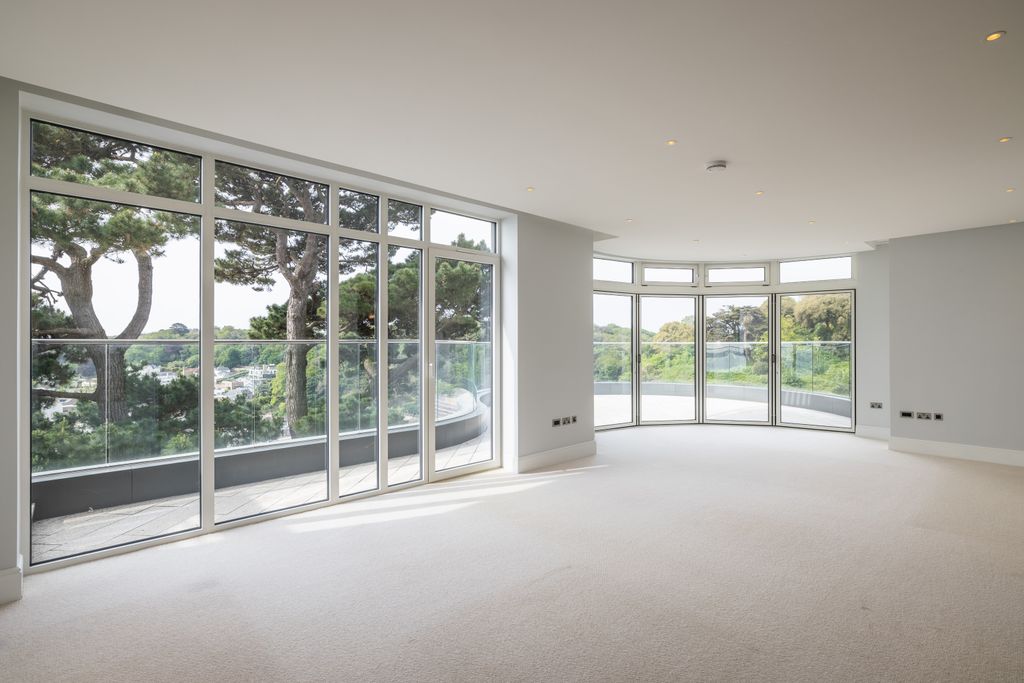 Additional image 12 of 3 bed flat to rentLe Mont De La Rocque, St. Brelade, Jersey JE3