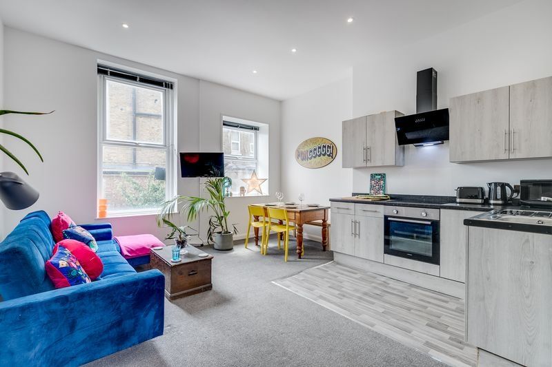 Property photo 2 of 9 Picture 2