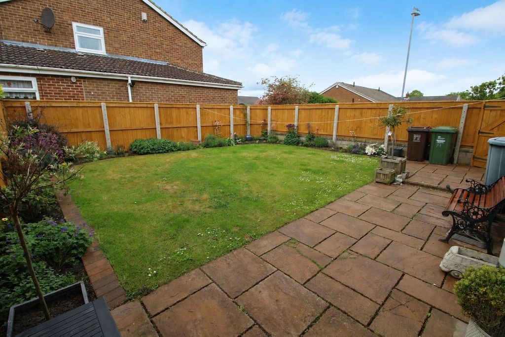 Property photo 2 of 24 Rear Garden