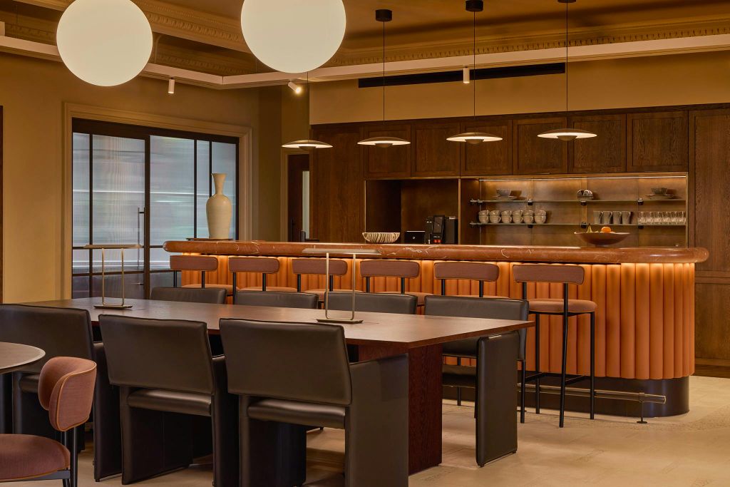 Property photo 2 of 11 170_Piccadilly_L1Edreeve6.Jpg