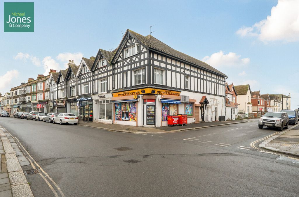 Property photo 1 of 5 External