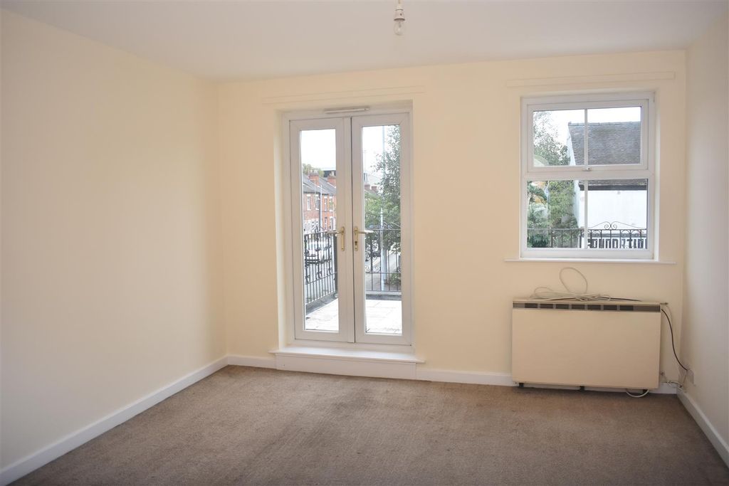 Property photo 2 of 9 47A Nant Rd Lounge.Jpg