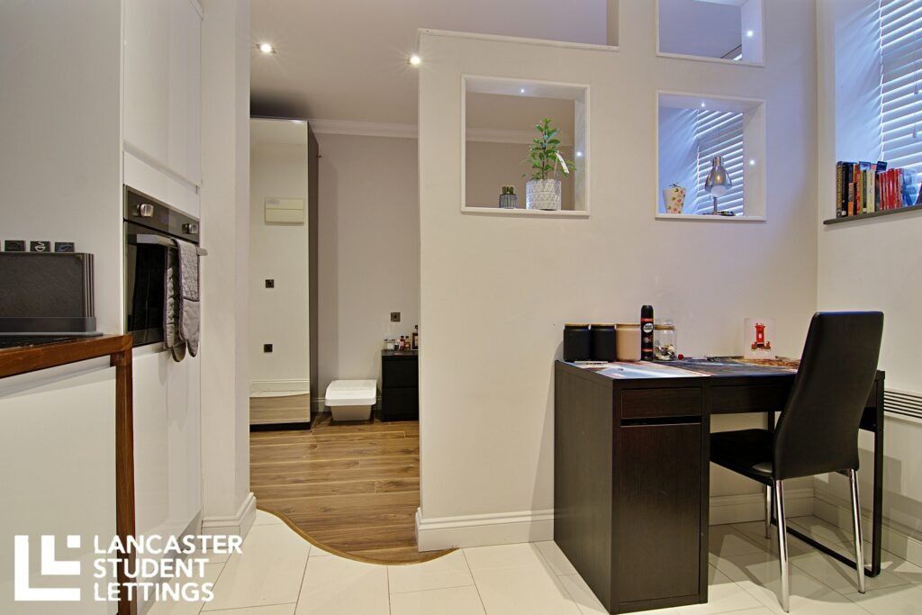 Property photo 1 of 7 Property Photo