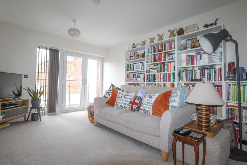 Property photo 3 of 12 Picture No. 07