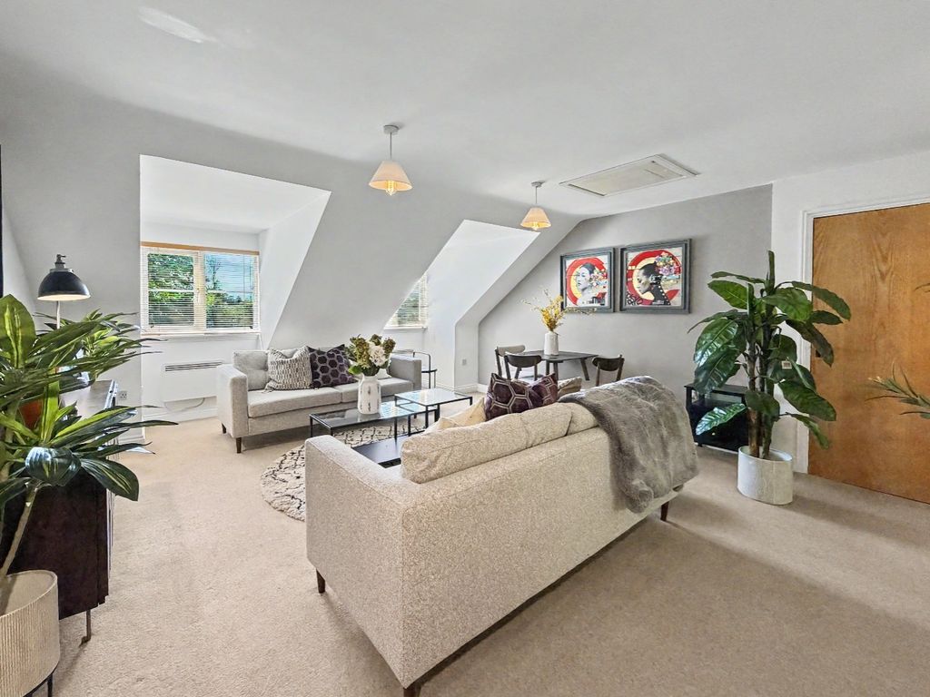 Property photo 2 of 45 5327376