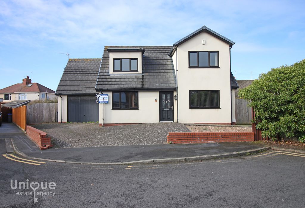 Property photo 1 of 24