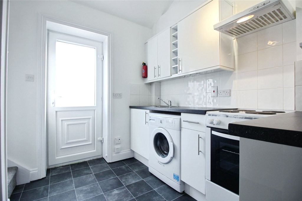 Property photo 3 of 11 Picture No. 09