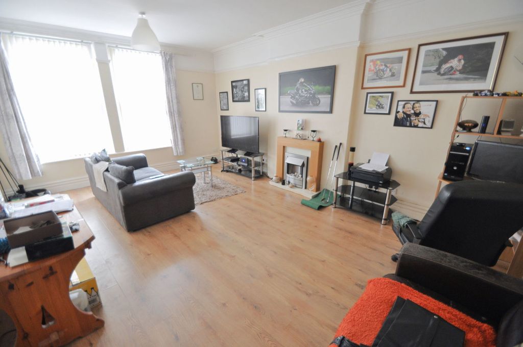 Property photo 3 of 24