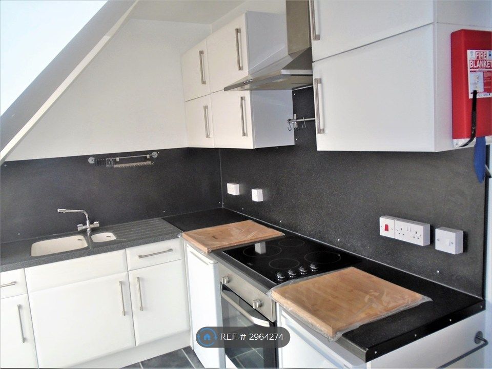 Property photo 1 of 15 Kitchen
