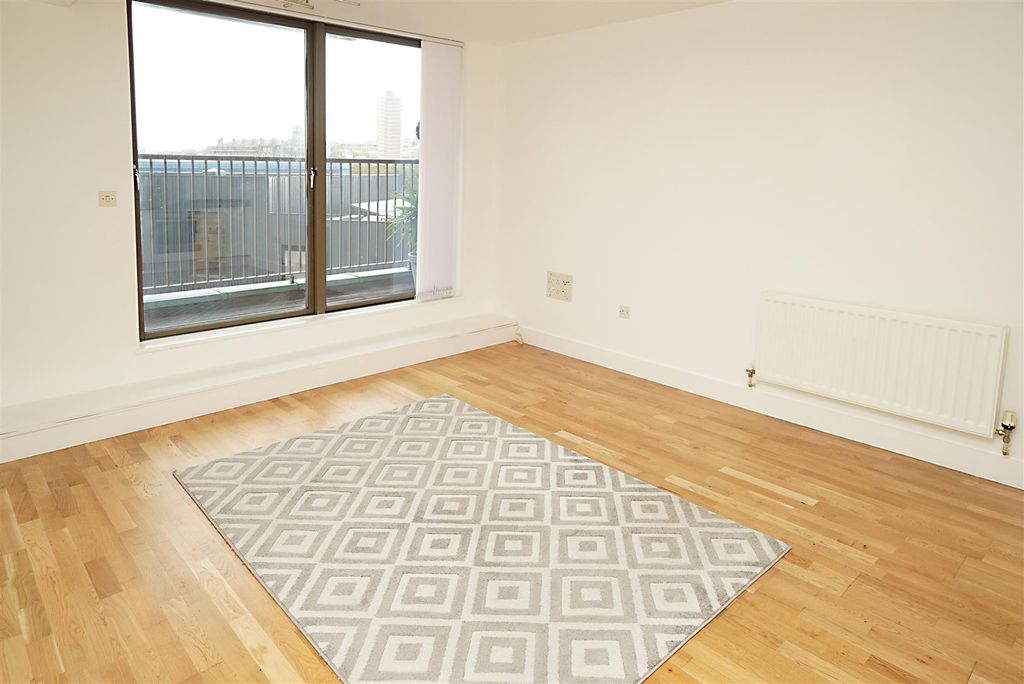 Property photo 3 of 6 Living Room.Jpg