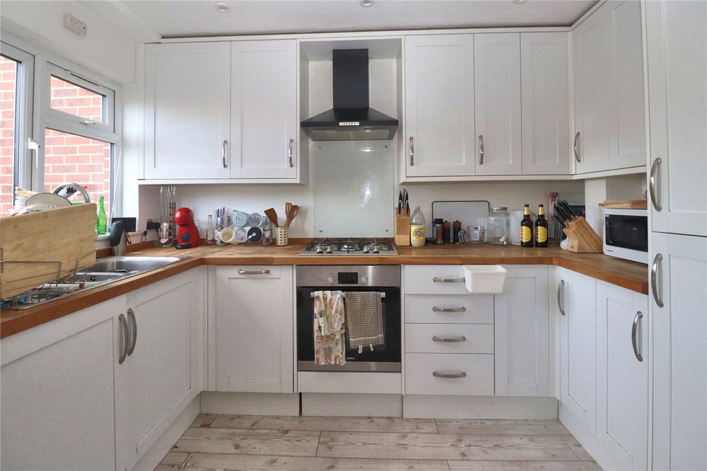 Property photo 2 of 11 Picture No. 04