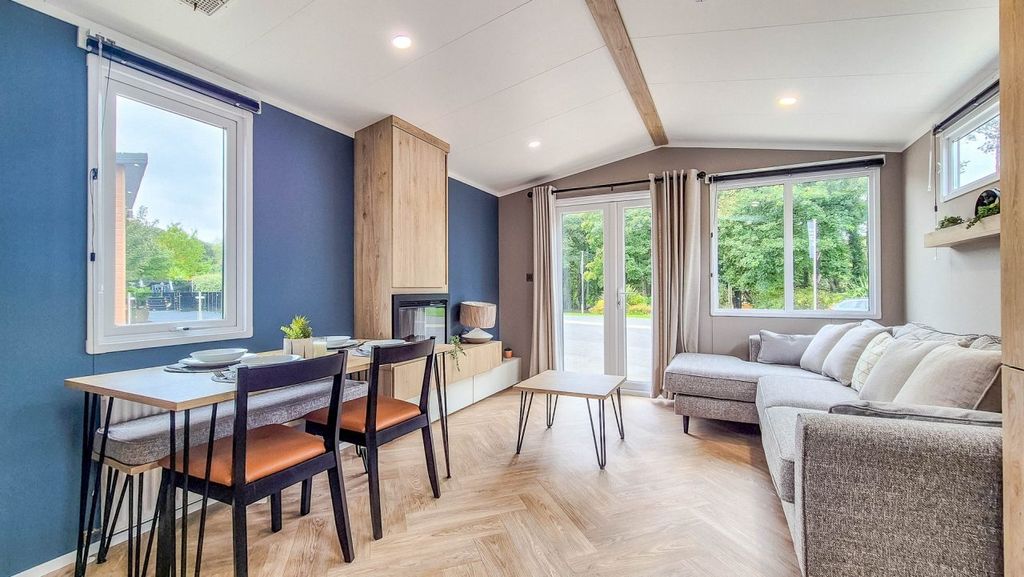 Property photo 3 of 22 Untitled 5