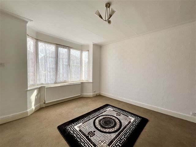 Property photo 2 of 12 Lounge