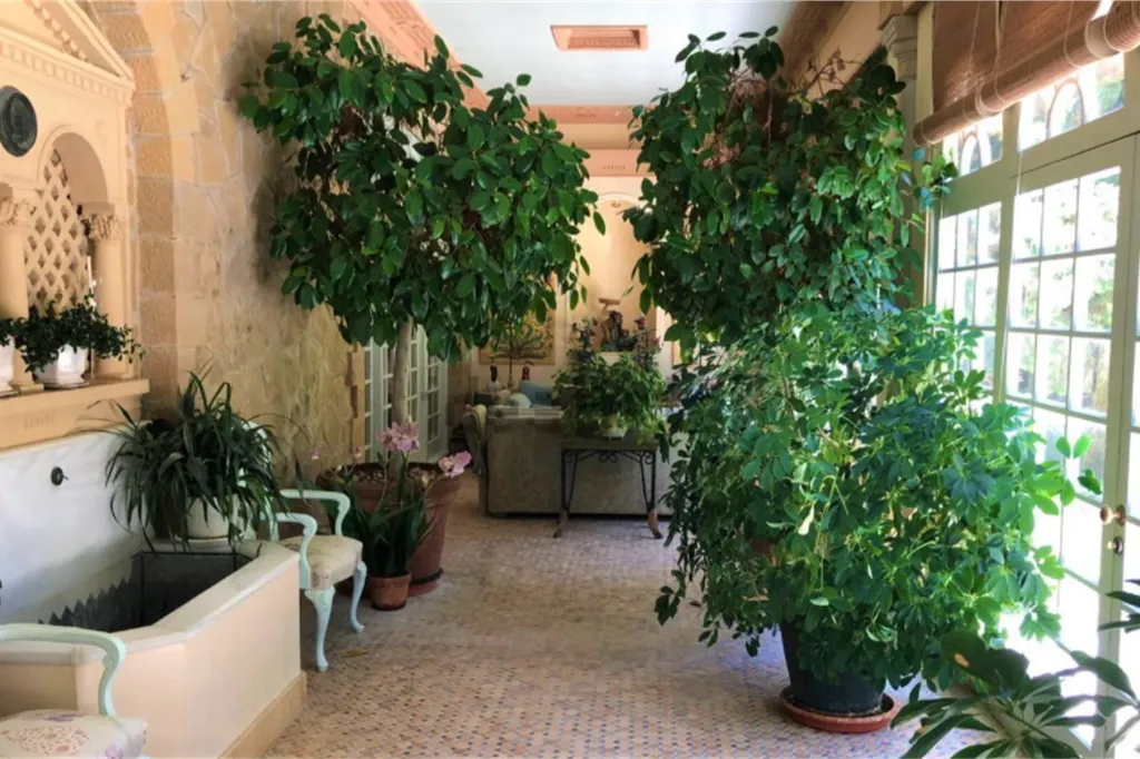 Property photo 2 of 12 <Alttext/>