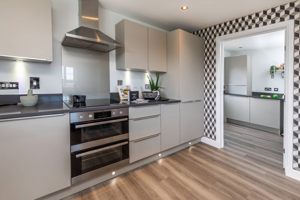 Property photo 3 of 10 Kitchen Campbell