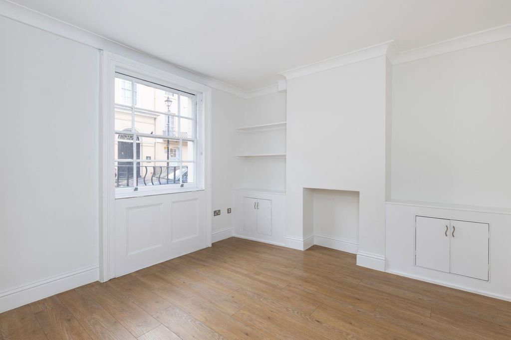 Property photo 2 of 20 Image