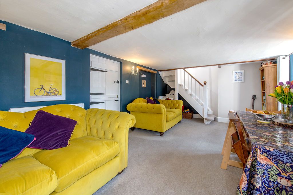 Property photo 3 of 20 Sitting Room