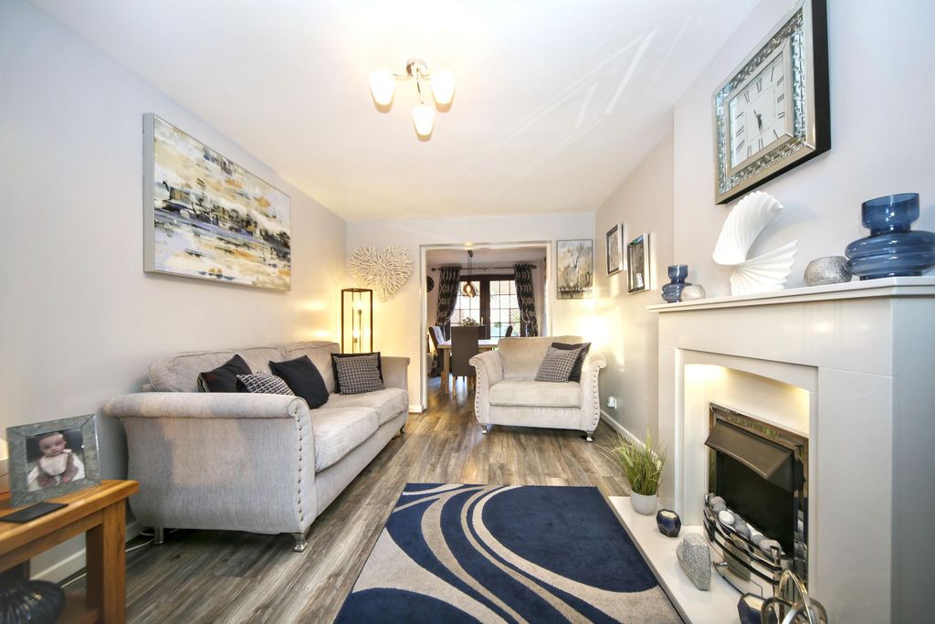 Property photo 2 of 24