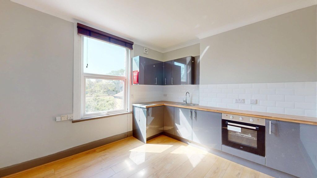 Property photo 1 of 15 Bedroom