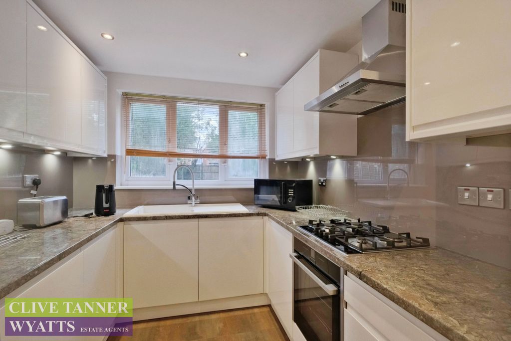 Property photo 2 of 13 Kitchen Area Of Kitchen Diner