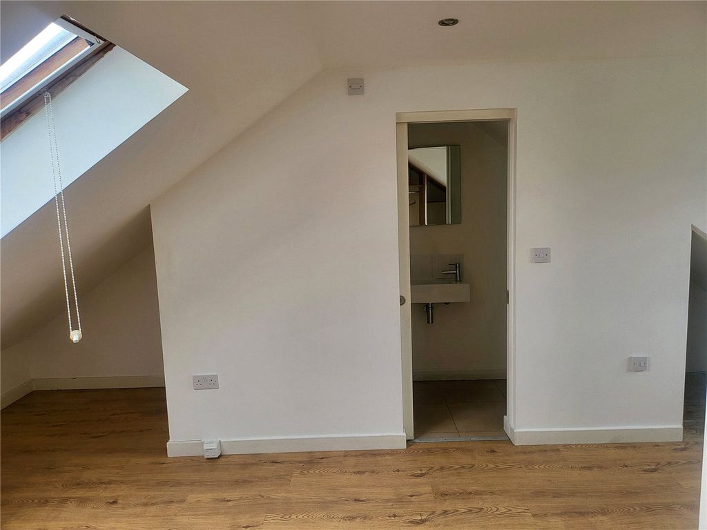 Property photo 3 of 4 Picture No. 03