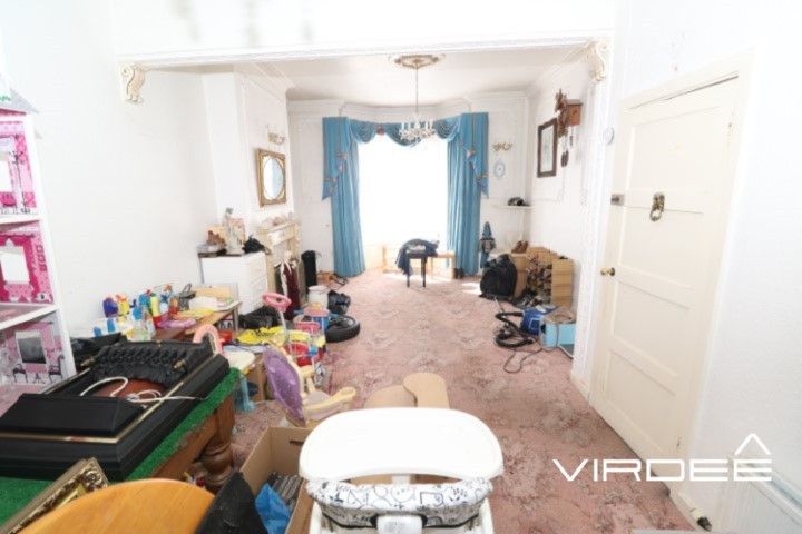 Property photo 2 of 29