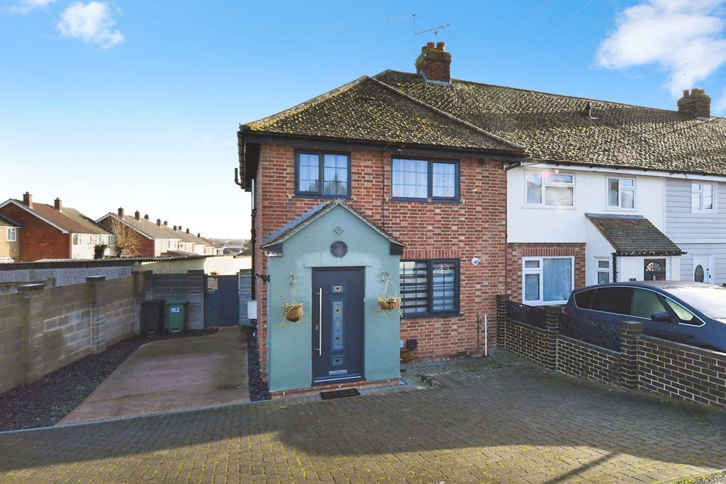 Property photo 1 of 20