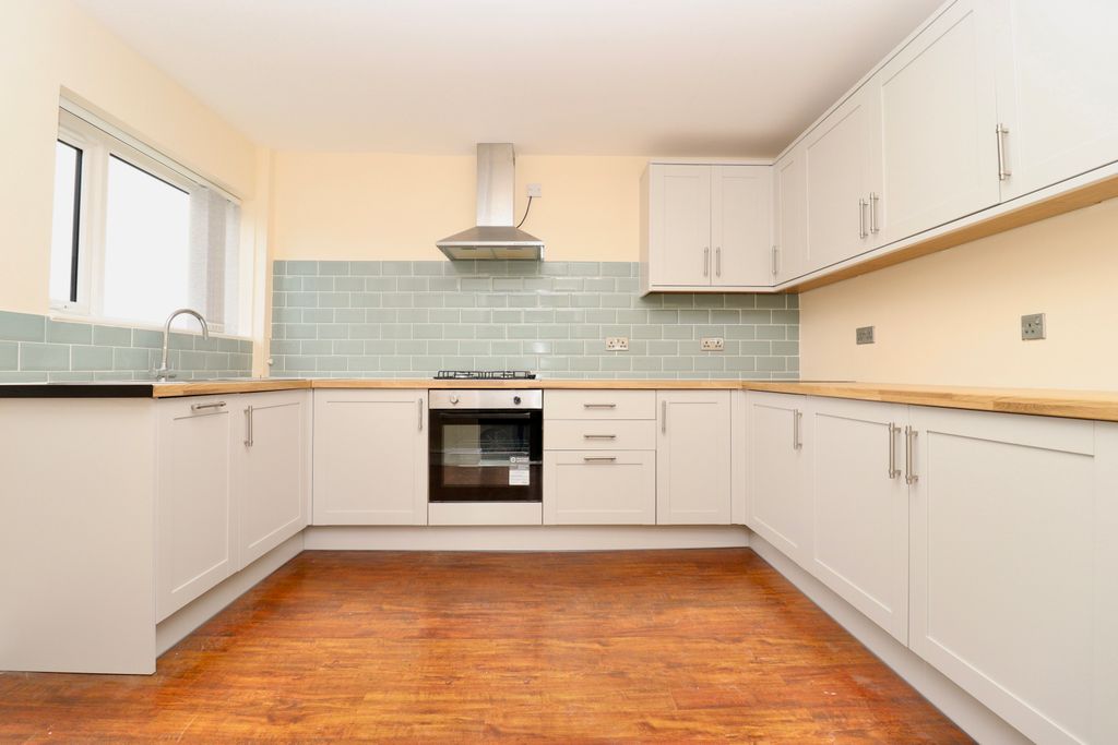 Property photo 2 of 21 Img_4950