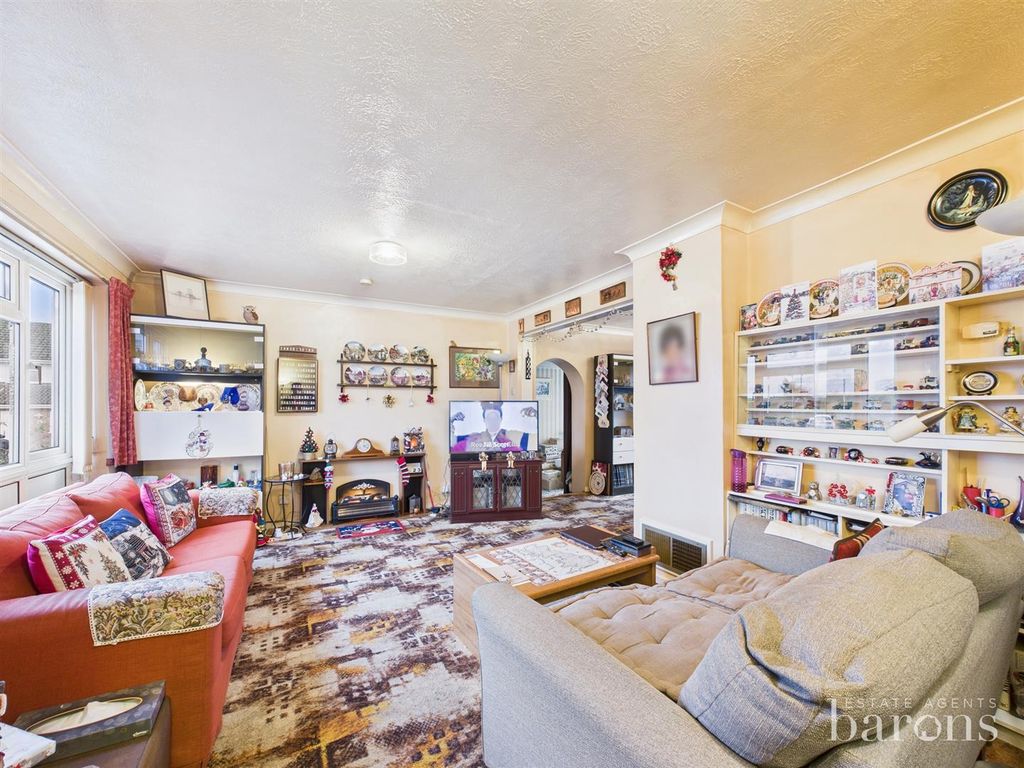 Property photo 2 of 20 Cam05500G0-Pr0104-Still013.Jpg