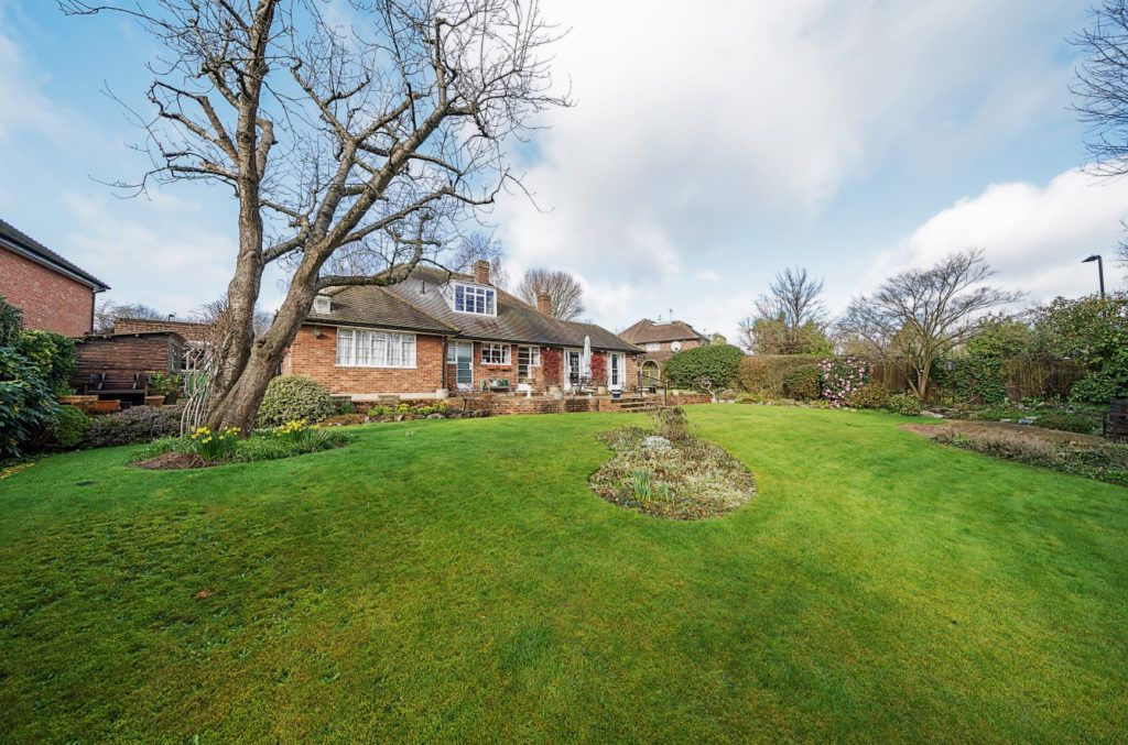 Property photo 2 of 24
