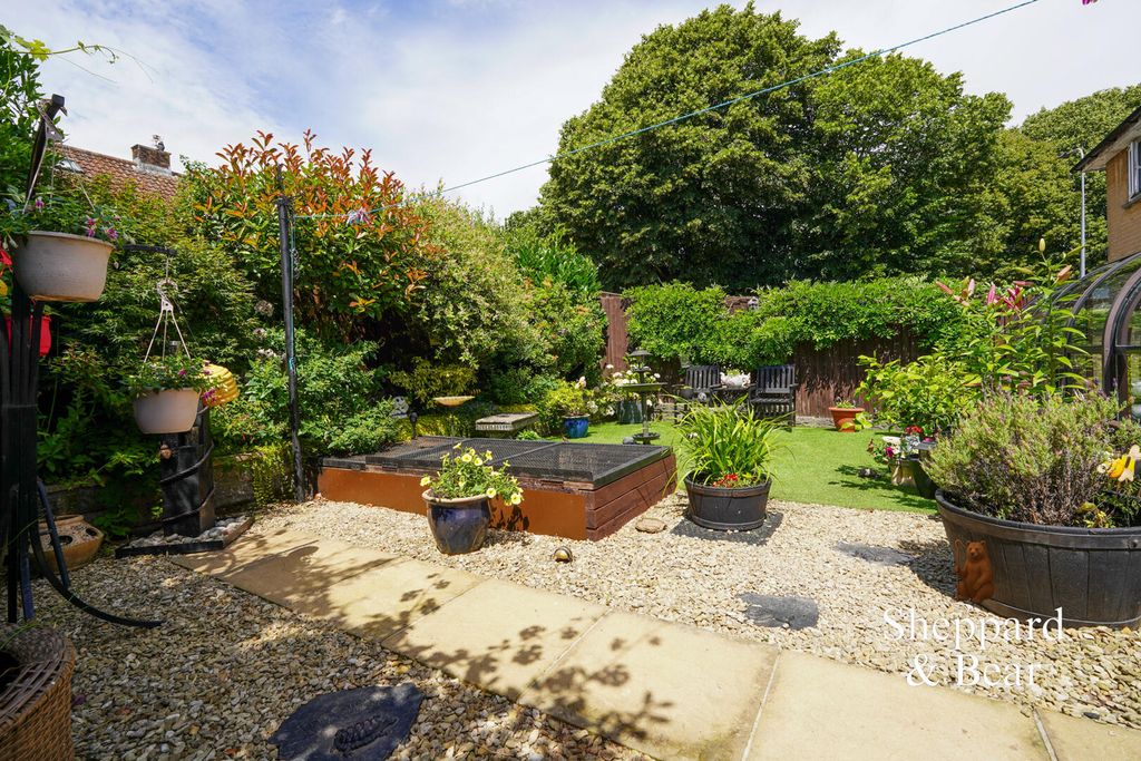 Property photo 3 of 29 Rear Garden