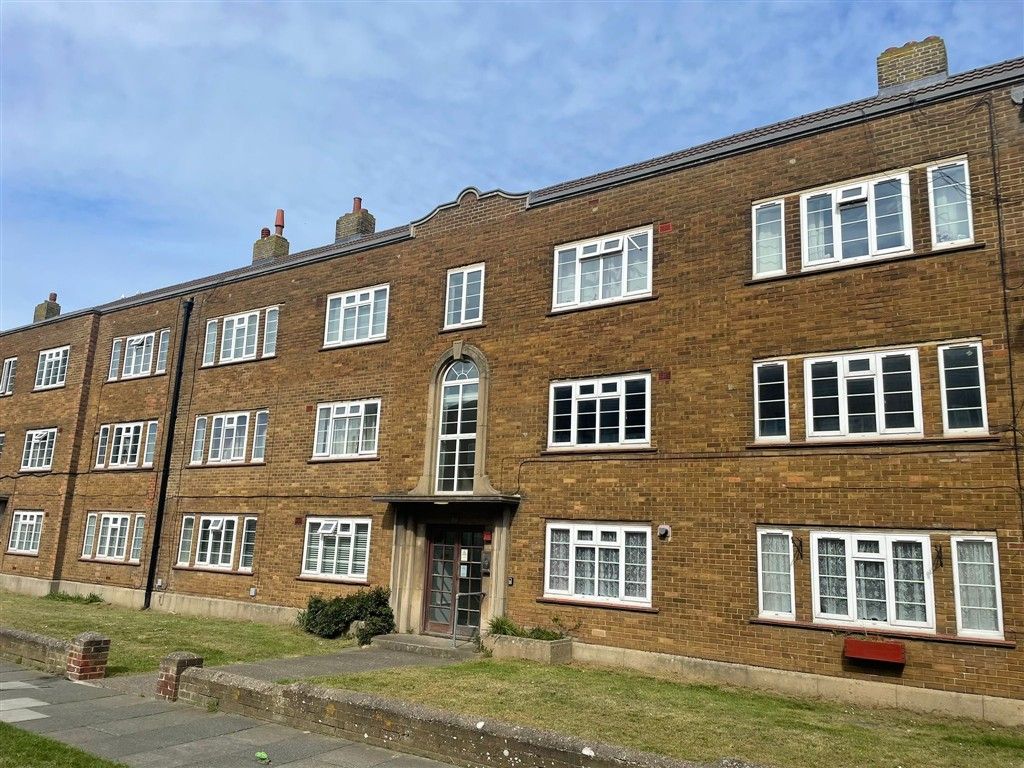 Property photo 1 of 8 Front External