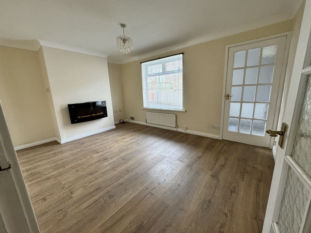 Property photo 3 of 6 Img_3066