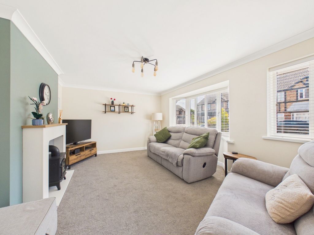 Property photo 3 of 17 5292635