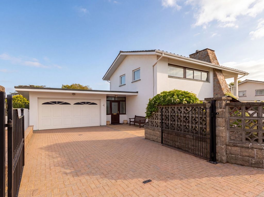 Property photo 1 of 35