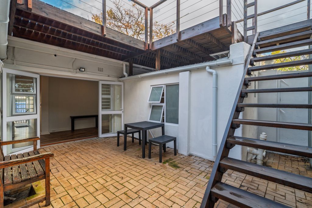 Property photo 3 of 31 Kw1705287