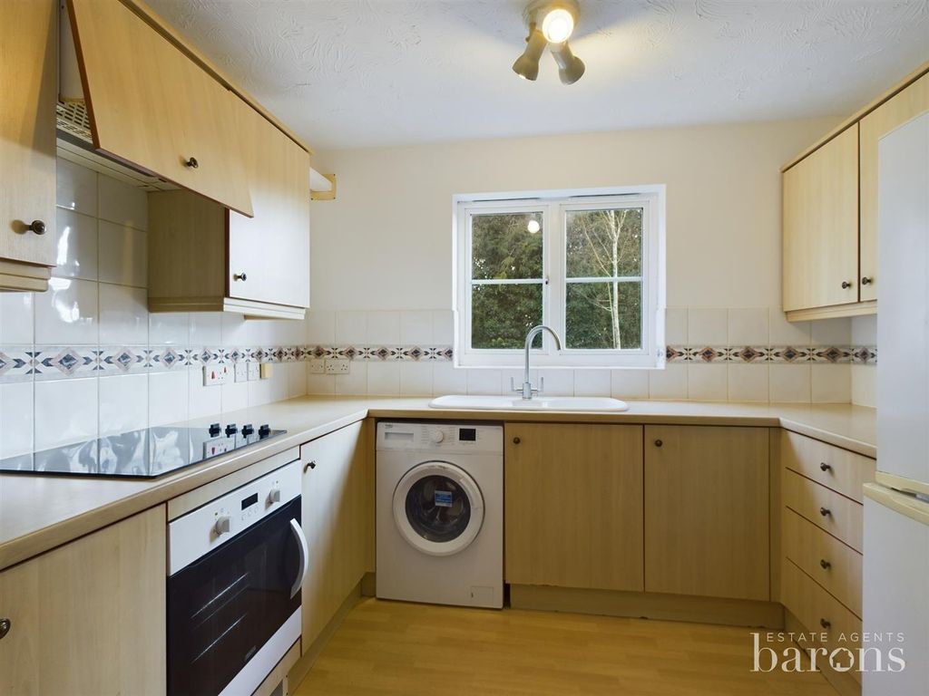 Property photo 2 of 10 Cam01093G0-Pr0468-Still006.Jpg