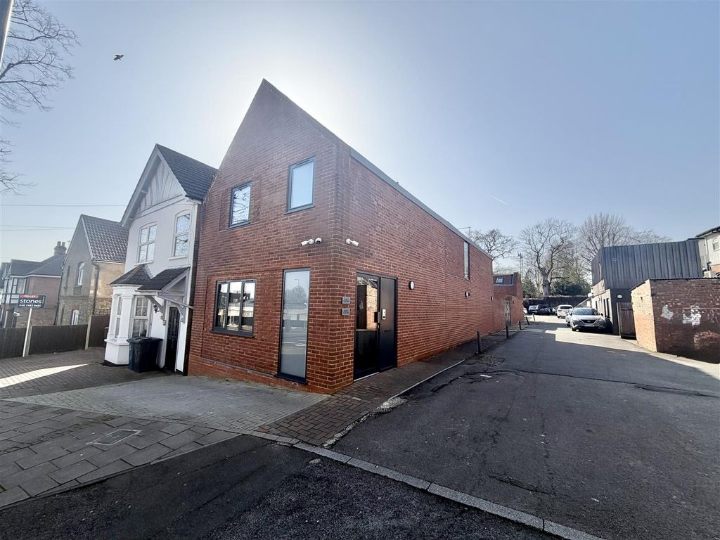 Property photo 1 of 8 Davidson Frost-Wellings, Dfw, Elm Park, External.J