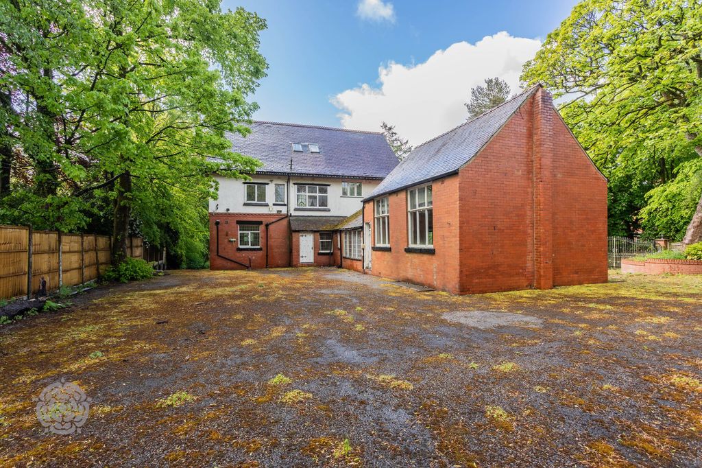 Additional image 28 of 5 bed detached house for saleChorley New Road, Bolton BL1